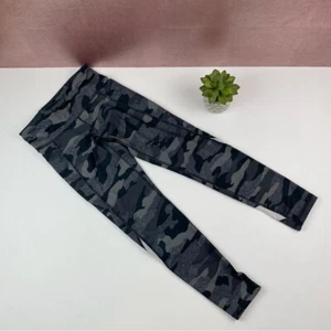 Old Navy Active Go Dry Black Gray Camouflage Print Leggings Girl Child Size 8 M - Picture 1 of 5