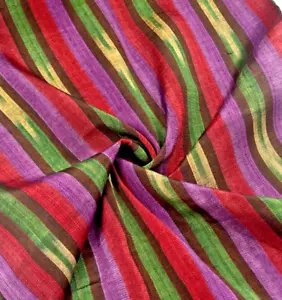 Lujosa tela Kutnu de seda a rayas Ikat rojo púrpura por 2 yardas, tela Kutnu. - Imagen 1 de 12