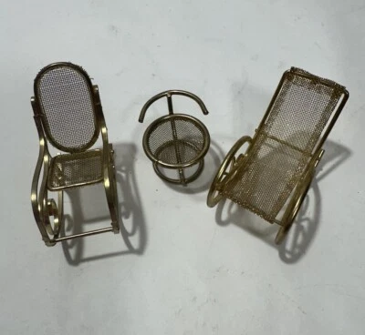 Lote de 3 mecedoras vintage de latón para casa de muñecas MCM malla dorada muebles años 70 Foto 1 de 4