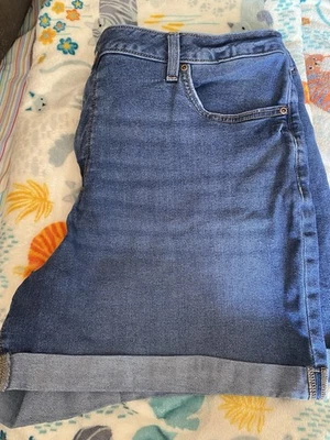 Camisas de mezclilla para mujer Sonoma Goods For Life lavado mediano 18W Foto 1 de 4