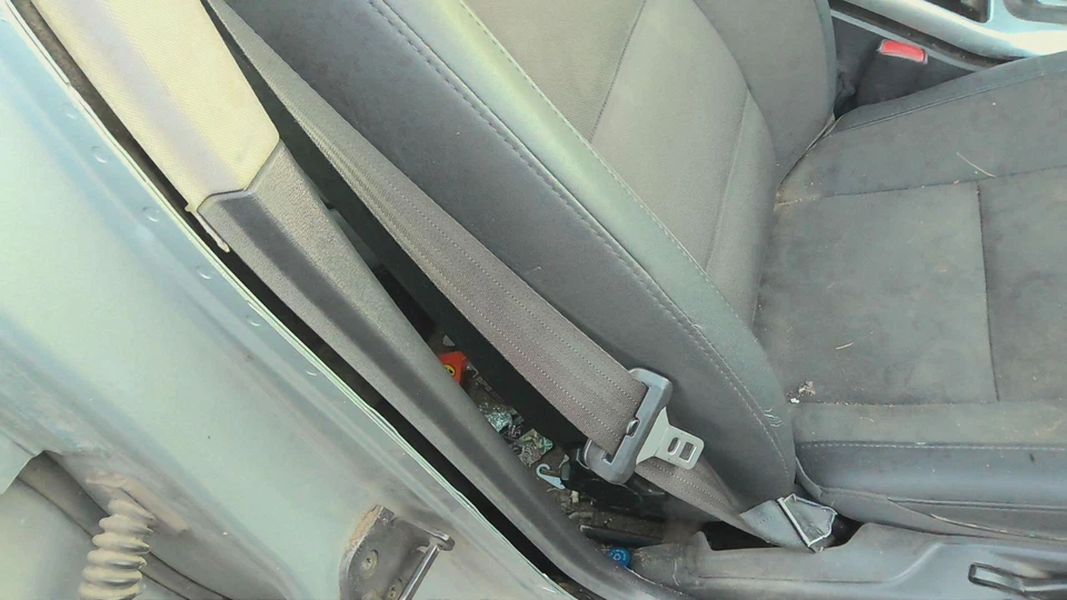 12 VOLVO XC70 SERIES Passenger off Black Interior Front Seat Belt Retractor - Image 1 of 1