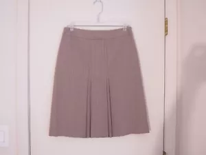 AMANDA SMITH Tan Poly/Rayon Striped Pleated Knee Length Lined Pencil Skirt Sz 6 - Picture 1 of 4