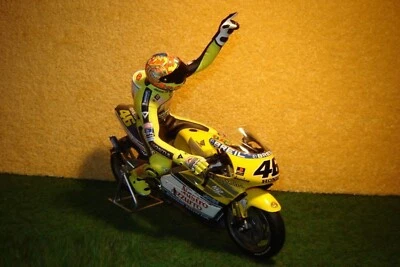 1:12 Honda NSR 500 V.Rossi 46 Nastro Azzurro 2000 mit Fahrer Donington MINICHAMP - Bild 1 von 2