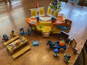 little people thanksgiving set