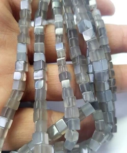 ON SALE Natural Grey Moonstone 5x5mm Square Loose Gemstone Beads 16 " TA-430 - Foto 1 di 3