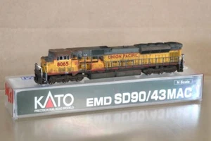 KATO 176-5608 N WEATHERED UNION PACIFIC UP SD90/43MAC DIESEL LOCOMOTIVE 8065 nv - Picture 1 of 9