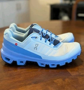 On Cloud Cloudventure Damen 9,5 Running Sneaker Schuhe, Arctic/Marina Trail - Bild 1 von 8