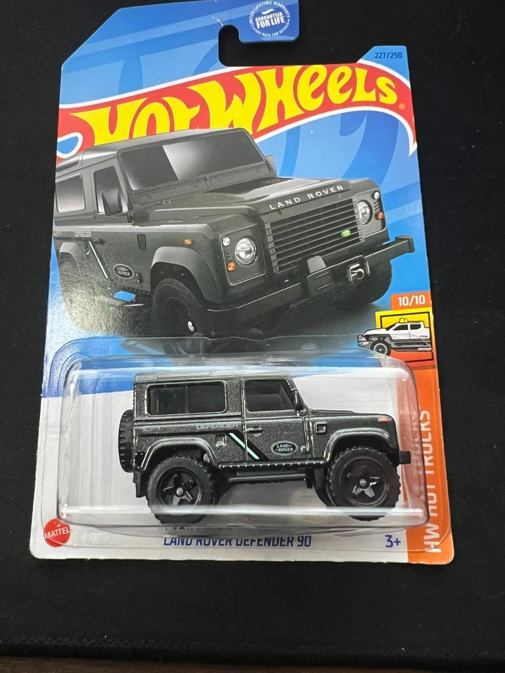 Hot Wheels 2023 🛞 🔥 #227 HW Hot Trucks 10/10 Land Rover Defender 90 gris oscuro Foto 1 de 1