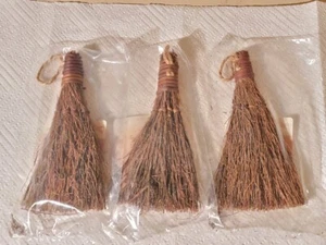 Cinnamon Brooms 6" - Cinnamon Broomsticks Scented 3 Pack -  Mini Scented Brooms - Picture 1 of 1