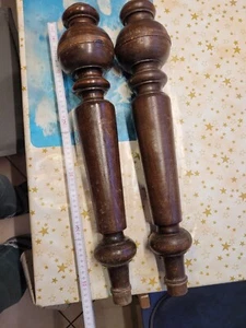 gedrechselte Säulen - Bild 1 von 10