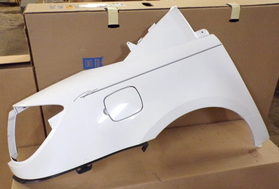 2004 saturn ion quad coupe quarter fender ( passenger ) 2003-2007 - Image 1 of 4