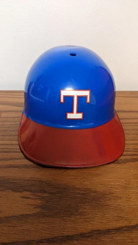1980'S VINTAGE TEXAS RANGERS ORIGINAL STYLE RELICA SOUVENIR BATTING HELMET BBALL Cover