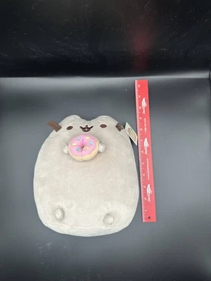 Pusheen the Cat 9" Pelúcia Pusheen com Donut - Imagem 1 de 4