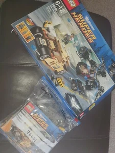LEGO Super Heroes 76001 Il pipistrello vs. Bane: Tumbler Chase Completo in scatola - Foto 1 di 1