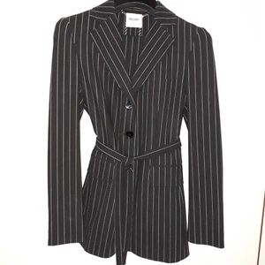 MOSCHINO TAILLEUR SETA DONNA GESSATO TG 40 usato - Foto 1 di 12
