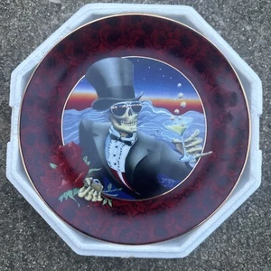 The Hamilton Collection Grateful Dead Skeleton Collector Plate Stanley Mouse - Picture 1 of 6