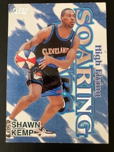 1997-98 Fleer Soaring Stars 10 SS Shawn Kemp (lesen) - Bild 1 von 2