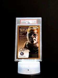 Lawrence Taylor Class of 1999 Post Card  140/150 / PSA Autograph Authentic - Picture 1 of 7