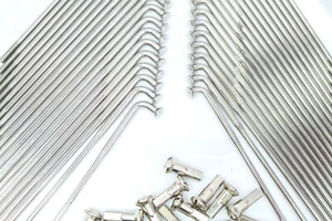 Juego de radios de acero inoxidable Honda CB 750 Four K0 K1 K2 K3 K4 K5 K6 rueda delantera de 19" - Imagen 1 de 2