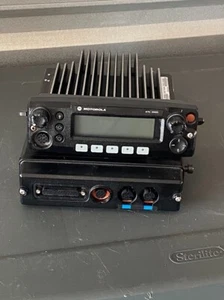 Motorola XTL2500 M21KTM9P1AN 110 W Two Way Radio P25 VHF 136-174 Mhz 512Ch - Picture 1 of 4