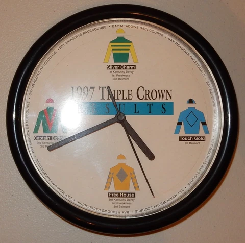 1997 Triple Crown Results Kentucky Derby Lightweight Plastic Clock Works! Cover