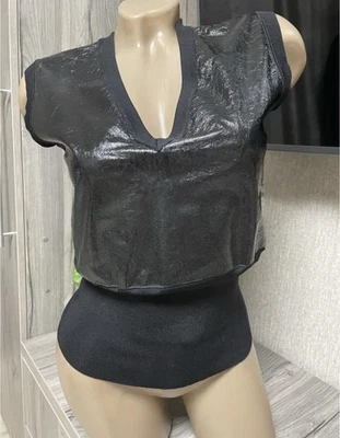 LOUIS VUITTON Womens LEATHER KNIT VEST T Shirt Black Size S Italy  Foto 1 de 4