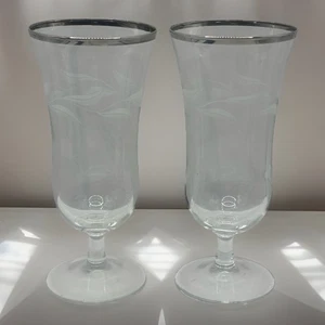 2 vasos franceses de colección Cristal D’Arques grabados hoja de laurel Parfait borde plateado - Imagen 1 de 12