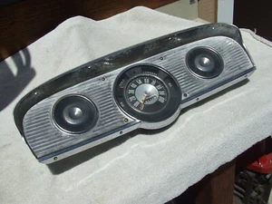1961 1962 1963 1964 1965 1966 Ford F100 original dashboard/instruments. - Picture 1 of 2
