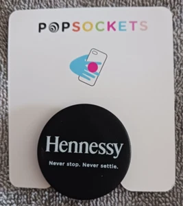 Hennessy Cognac PopSocket per telefono ~ nero con lettere bianche ~ NUOVO - Foto 1 di 2