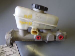 Brake Master Cylinder Fits 2001-2011 Lincoln Town Car 37972
