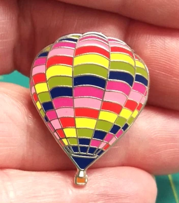 Collectible Colorful Hot Air Balloon pin What a beauty!  Hot Air Balloon Pinback - Image 1 of 4