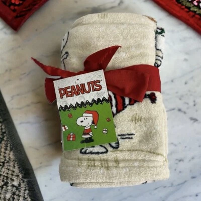 Conjunto de 2 Toalhas de Mão Peanuts Snoopy Woodstock CONJUNTO DE NATAL 16X28” Bronzeado FÉRIAS - Imagem 1 de 4
