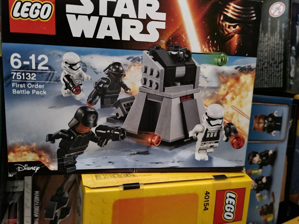 STAR WARS LEGO 75132 FIRST ORDER BATTLE PACK BRAND NEW SEALED Retired Rare - Image 1 of 1