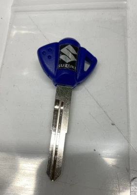 NUEVA LLAVE DE ENCENDIDO SUZUKI GSXR GSX HAYABUSA 600 750 1000 1300 AZUL EN BLANCO 05-23 Foto 1 de 3