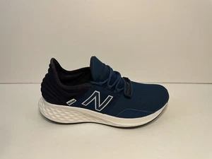 New Balance Men’s Fresh Foam MROAVCR Navy Blue Running Shoes Sz 8 D - Picture 1 of 12