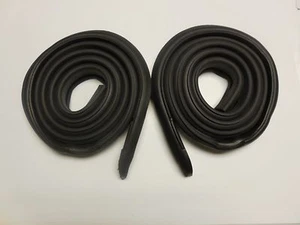 Fits 67 68 69 Barracuda Fastback Roof Rail Seals NEW - Picture 1 of 1