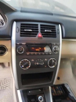 Autoradio d'origine MERCEDES CLASSE B 245 PHASE 1 1698704889 - Photo 1/4