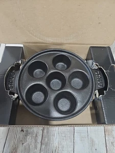 Staub Gusseisen 5,75 Zoll Escargot Schale mit 6 Löchern - Mattschwarz - Bild 1 von 4