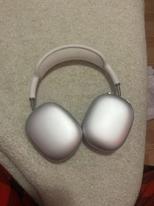 AirPod Pro Max Silver - Photo 1 sur 4