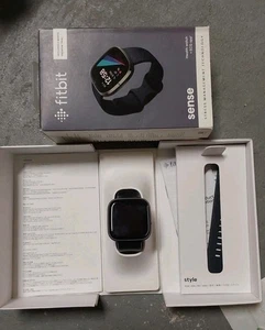 Fitbit Sense Aktivitätstracker - Salbei Grayphit und Edelstahl (UNGETESTET) - Bild 1 von 1
