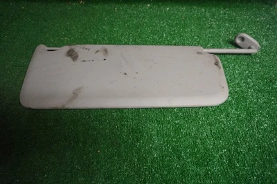 Nissan NV200 2020 2021 lado izquierdo del conductor parasol OEM 1 pieza 964009SA0C Foto 1 de 2