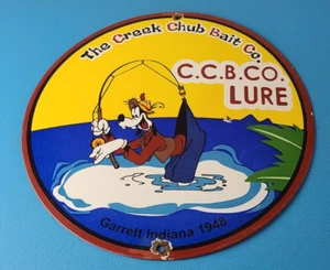 Letrero vintage de señuelos Chub Bait Caster - letrero de bomba de gas de porcelana de pesca de cabina - Imagen 1 de 15