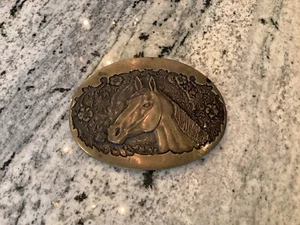 Hebilla de cinturón floral de latón macizo ecuestre caballo ovalada ADN Oklahoma - Imagen 1 de 4