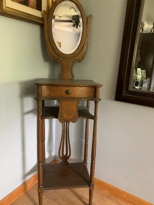 BEAUTIFUL ANTIQUE OAK SHAVING STAND WITH MIRROR WITH *** LOCAL PICK UP ONLY***** - Image 1 of 4