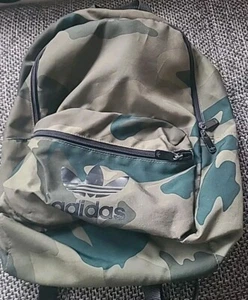 Rucksack Von Adidas Militär Farben - Bild 1 von 4