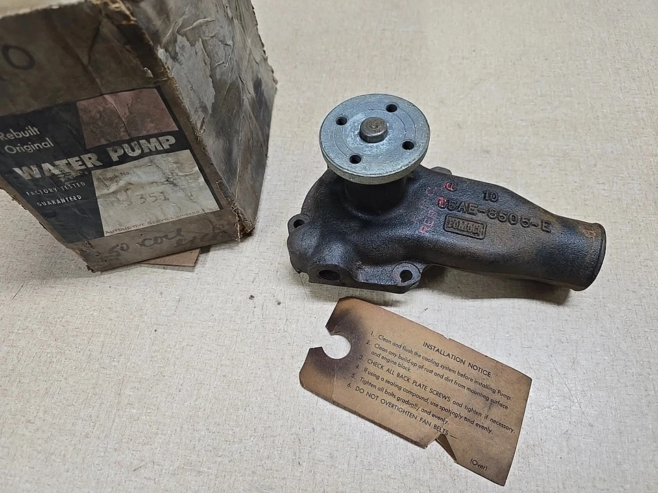 Ford Custom Galaxie F100 F250 E100 1965-1977 reman 6 cilindros 240 300 bomba de agua Foto 1 de 4