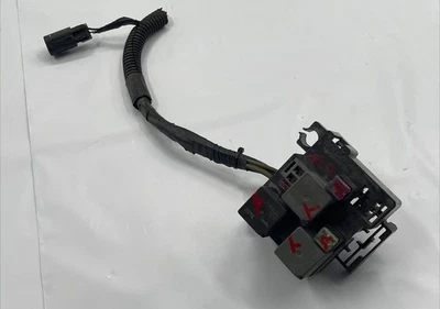 Arnés bloque caja de fusibles relé ventilador de refrigeración motor Silverado Tahoe 2003-2007 OEM Foto 1 de 4