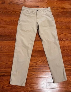 Pantalones Lululemon Commission clásicos para hombre 30x28 caqui golf chino rendimiento - Imagen 1 de 9