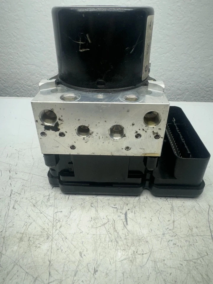 Conjunto de bomba de freno antibloqueo ABS Volkswagen Routan 2009 2010 2011 original OEM Foto 1 de 4