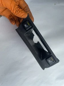 VAUXHALL CALIBRA Turbo Heated Seats SWITCH BUTTON PANEL GENUINE - Picture 1 of 2